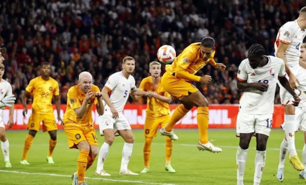 Gol tandukan Van Dijk vs Belgium UNL