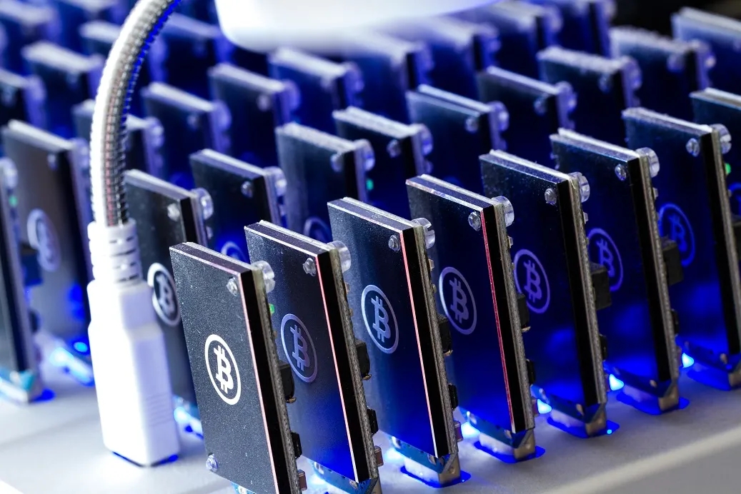 melombong bitcoin