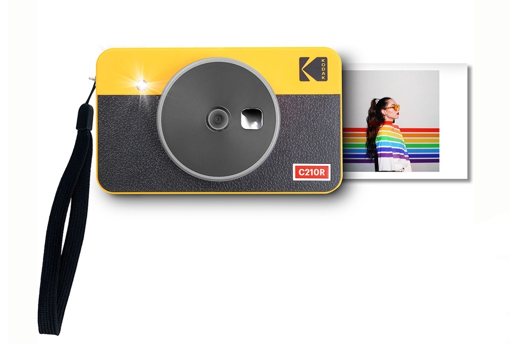 instant camera